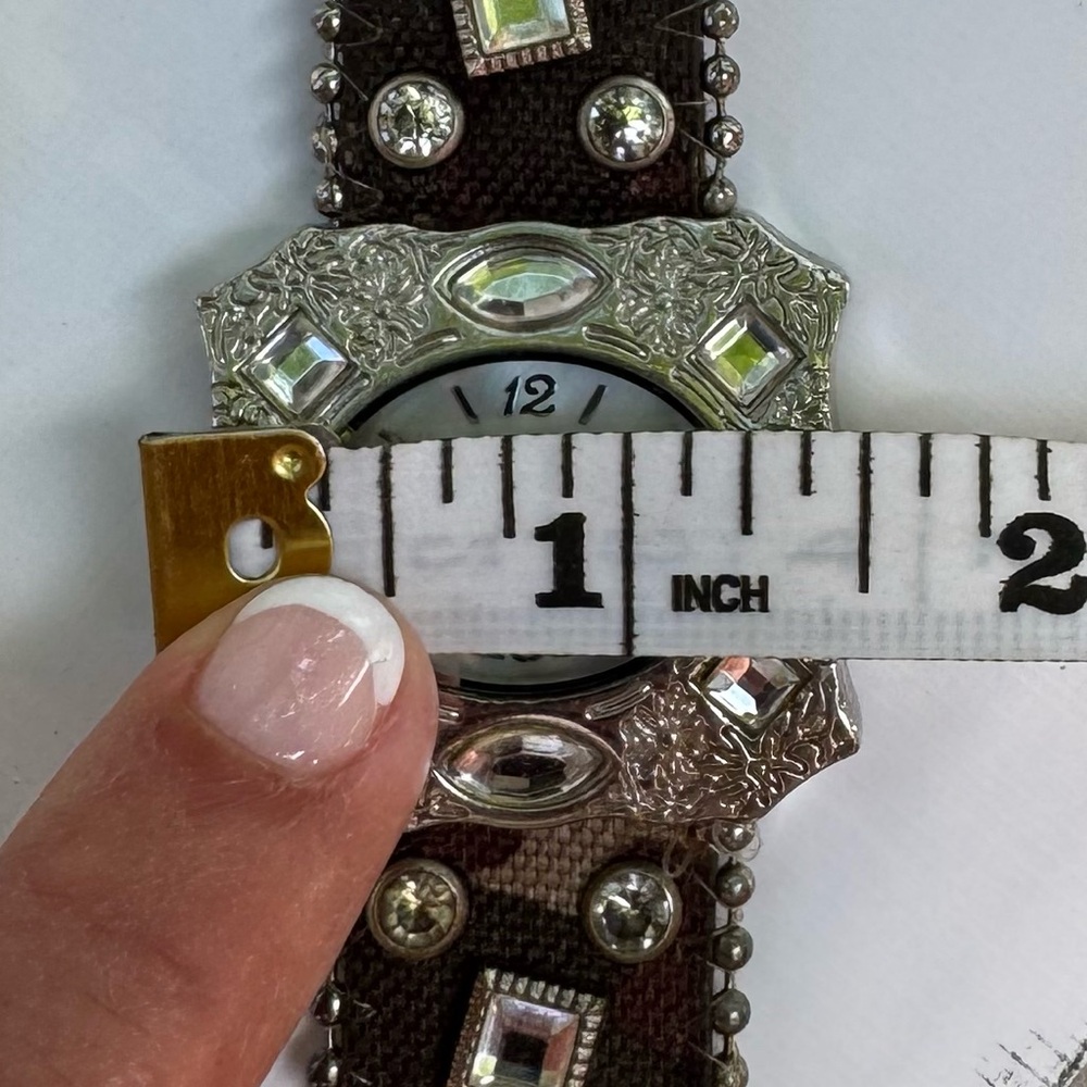 Geneva Platinum Camouflage band women’s watch - Picture 6 of 8